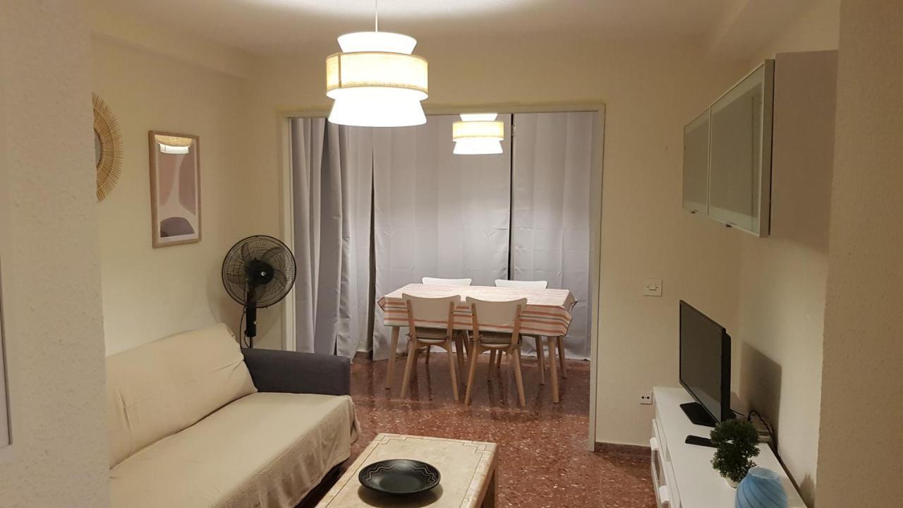 Disponible En Abril-Wifi-3Hab, 6 Pers, -Piscina, Aire Acondi-Parking Opcionable Extra Apartment Бенидорм Екстериор снимка