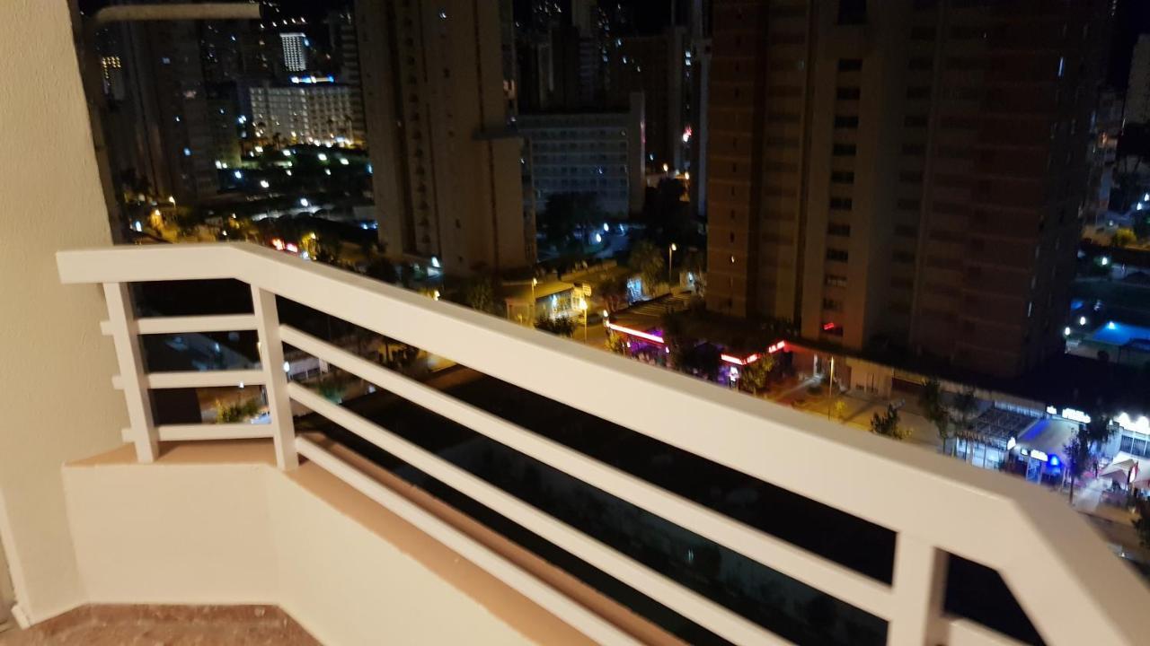 Disponible En Abril-Wifi-3Hab, 6 Pers, -Piscina, Aire Acondi-Parking Opcionable Extra Apartment Бенидорм Екстериор снимка