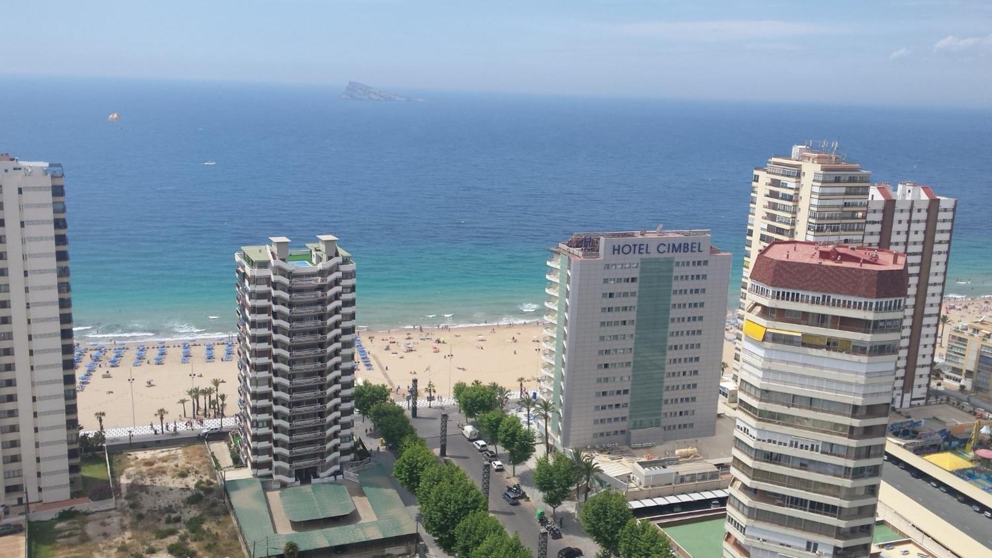 Disponible En Abril-Wifi-3Hab, 6 Pers, -Piscina, Aire Acondi-Parking Opcionable Extra Apartment Бенидорм Екстериор снимка